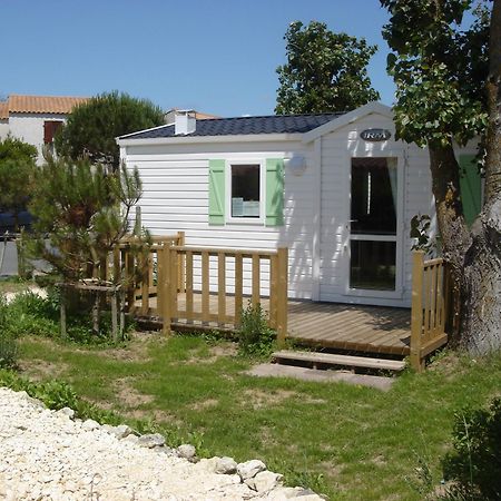 Camping Barataud Saint-Denis-dʼOléron Exterior foto