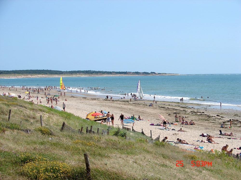 Camping Barataud Saint-Denis-dʼOléron Exterior foto